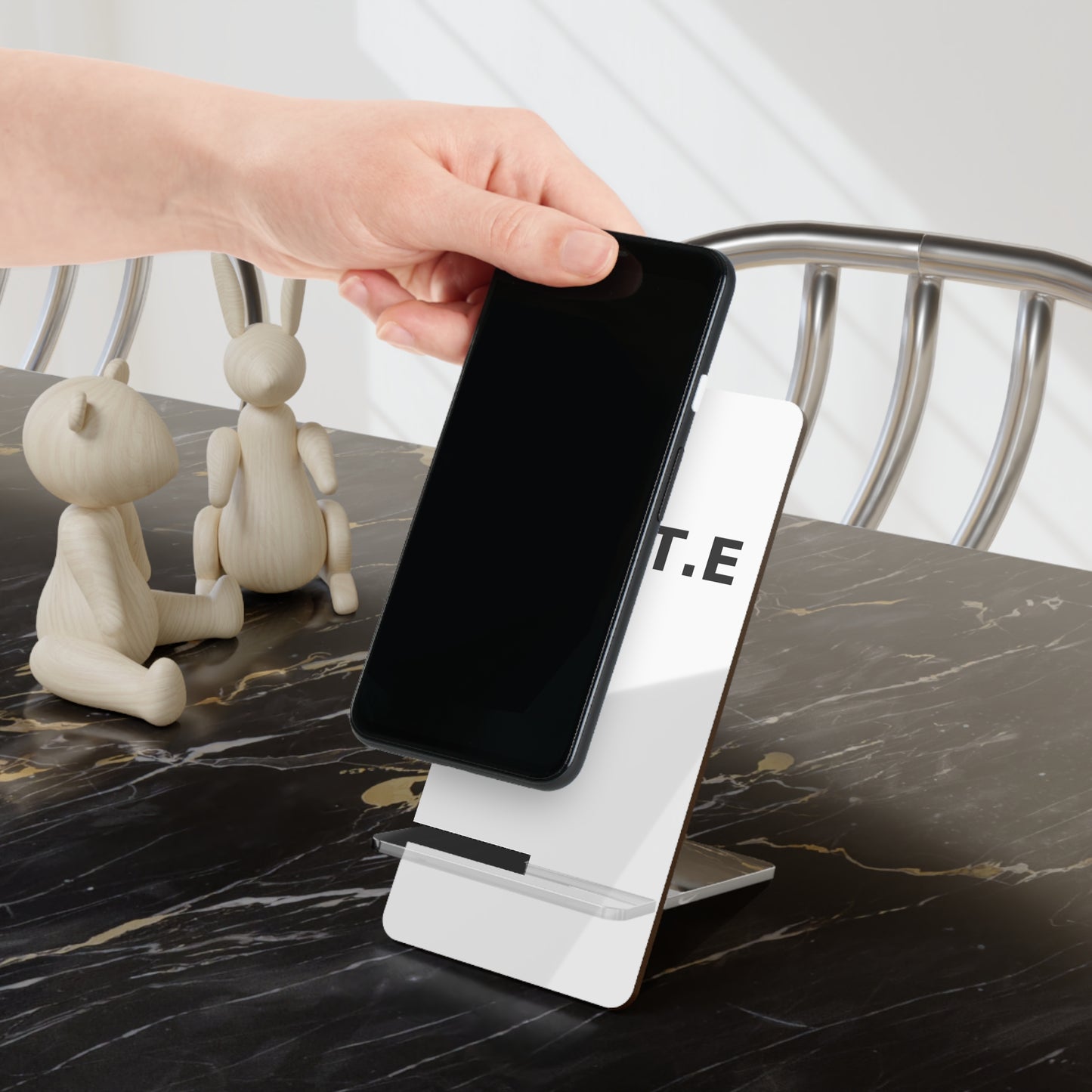 B.E.T.E - Mobile Display Stand