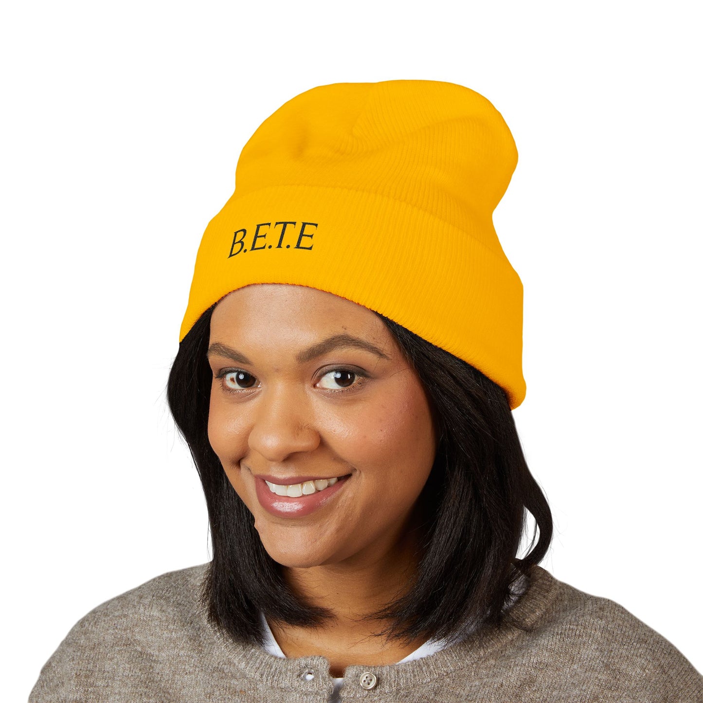 B.E.T.E - Bonnet classique à revers