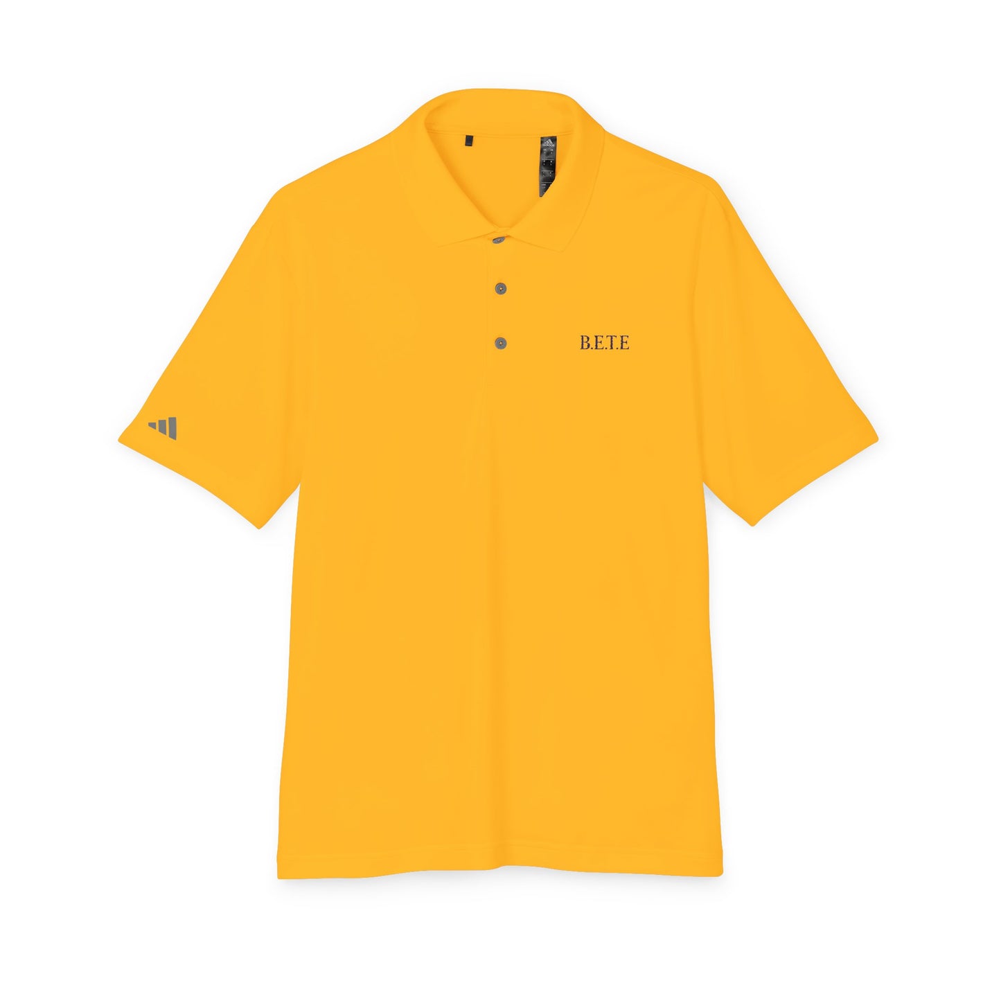 Polo Performance avec texte « B.E.T.E » sur la poitrine